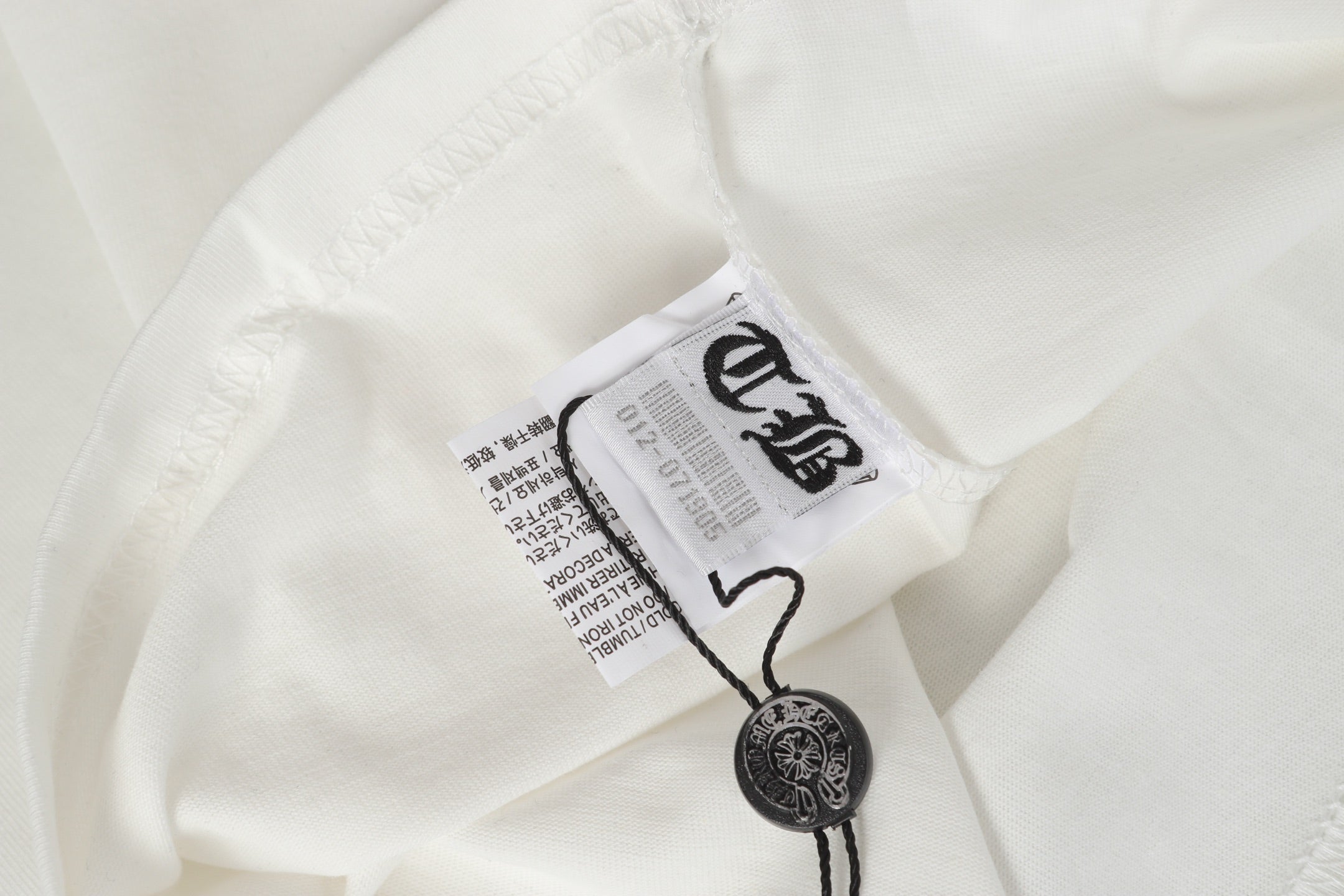 Chrome-Hearts Logo Flag Long Sleeve Tee - Black White Gothic Street T-Shirt K2126